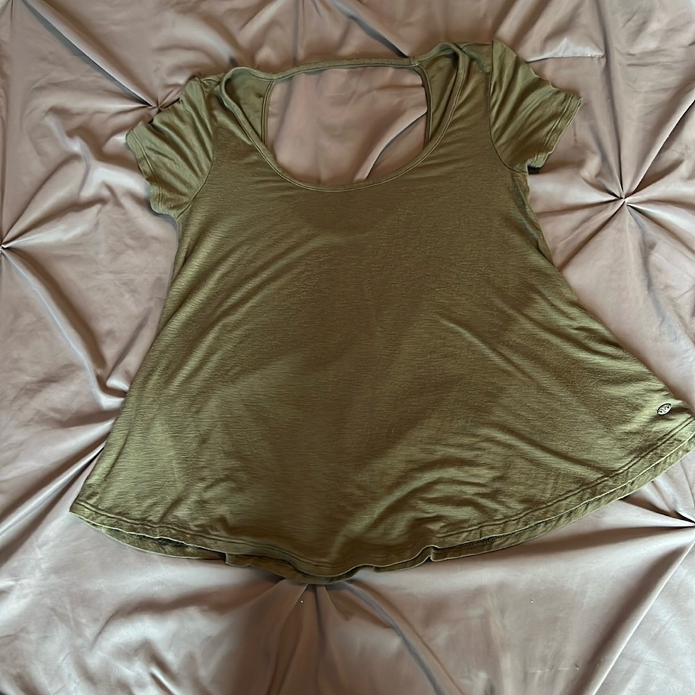 Olive green shirt XXS but flowy